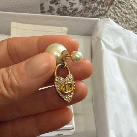 Dior Gold and Pearl Heart Padlock Earrings - Picture 7 of 17